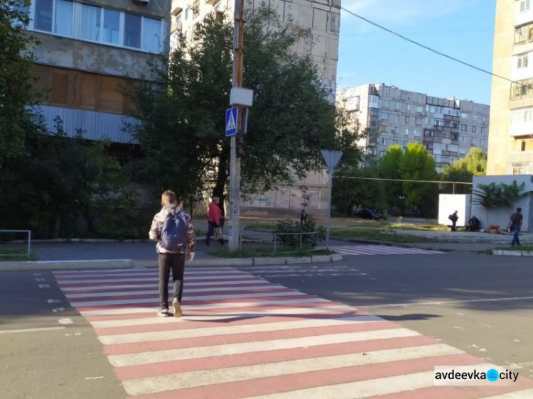 Как в Авдеевке решают вопрос с поломанными светофорами (ФОТО)