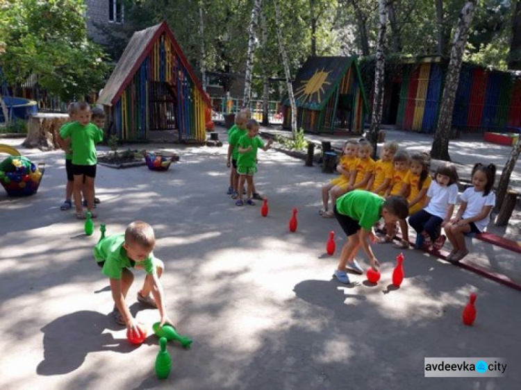 Авдеевские малыши развлекались и соревновались (ФОТО)