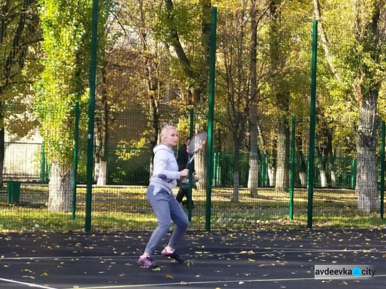 На теннисном турнире в Авдеевке победителями стали девушки (ФОТО)