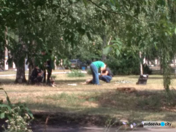 В Авдеевке ночью совершено жестокое убийство: появились фото с места преступления