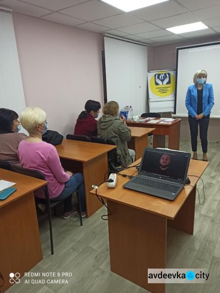 В Авдіївці працівники територіального центру прийняли  участь у заході з популяризації української мови