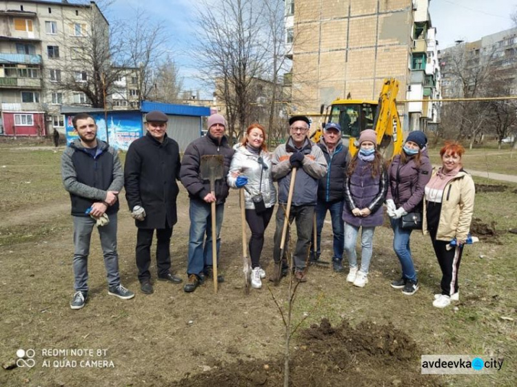 Авдіївці приєдналися до екологічного проекту «Озеленення планети» (ФОТОФАКТ)