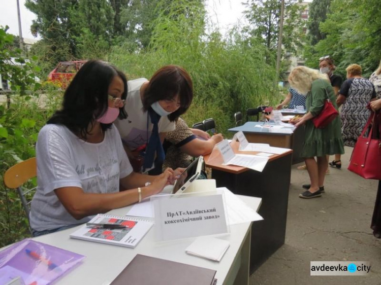 В Авдіївці пройшов ярмарок вакансій