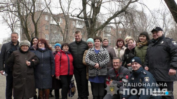 Представники Авдіївського коксохімічного заводу допомогли відкрити поліцейську станцію (ФОТО + ВІДЕО)