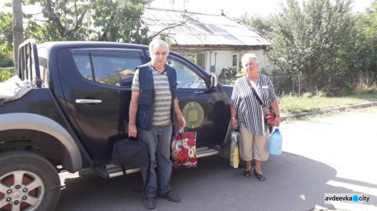 Авдеевские симики возвращали свет и развозили помощь (ФОТО)