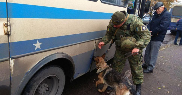 В Покровской оперзоне полиция изъяла 18 гранат и другие опасные "сувениры" (ФОТО)