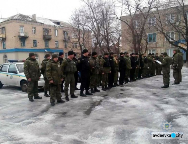 На охрану Покровской оперзоны вышли полиция и общественные формирования (ФОТО)