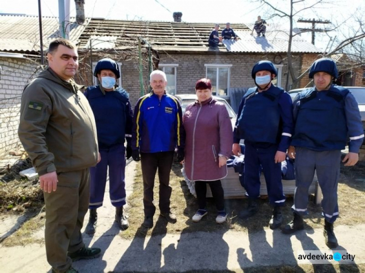 В Авдіївці почали відновлювати зруйноване житло