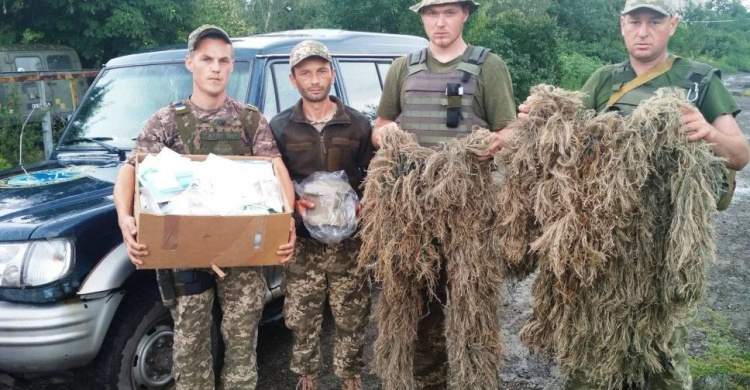 «Симики» из Авдеевки привезли военным «кикимору», а гражданским - воду (ФОТО)