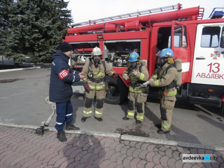 В Авдеевке стараются сделать избирательные участки безопаснее (ФОТО)