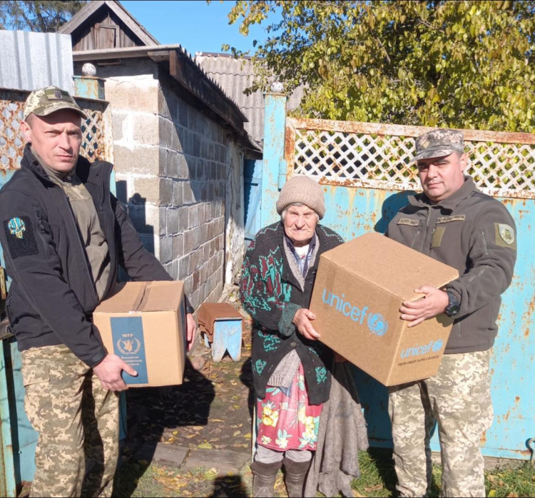 Авдіївці отримали гумдопомогу від Всесвітньої продовольчої програми  та ЮНІСЕФ