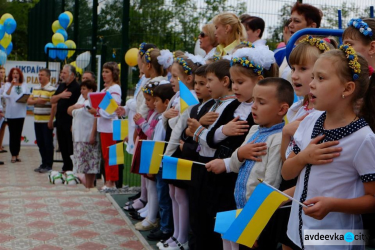 На Донетчине сегодня открыли пять футбольных площадок (ФОТО)