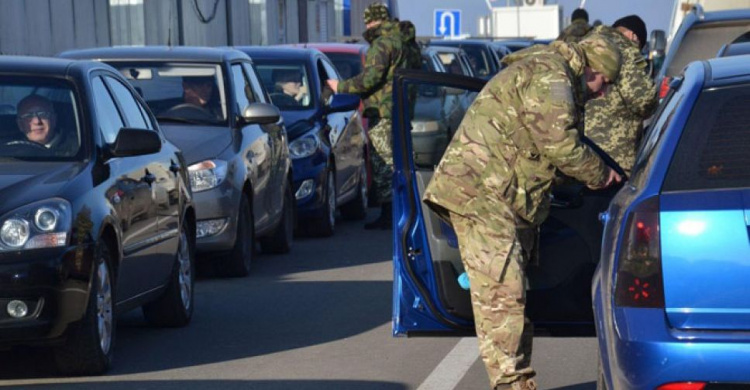 Пограничники продолжили работу одного из КПВВ на Донетчине из-за провокационных действий боевиков