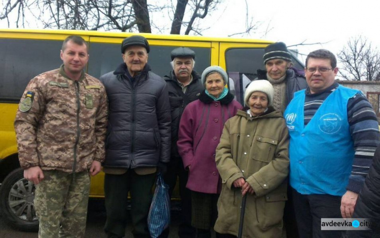 «Симики» помогли жителям Авдеевки и Опытного (ФОТО)