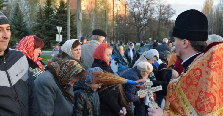 Авдеевка отметила светлый праздник Пасхи (ФОТООТЧЕТ)