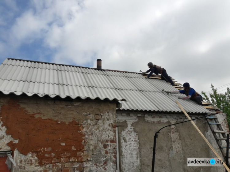 Спасатели обнародовали новые данные по восстановлению жилого фонда в Авдеевке (ФОТО)