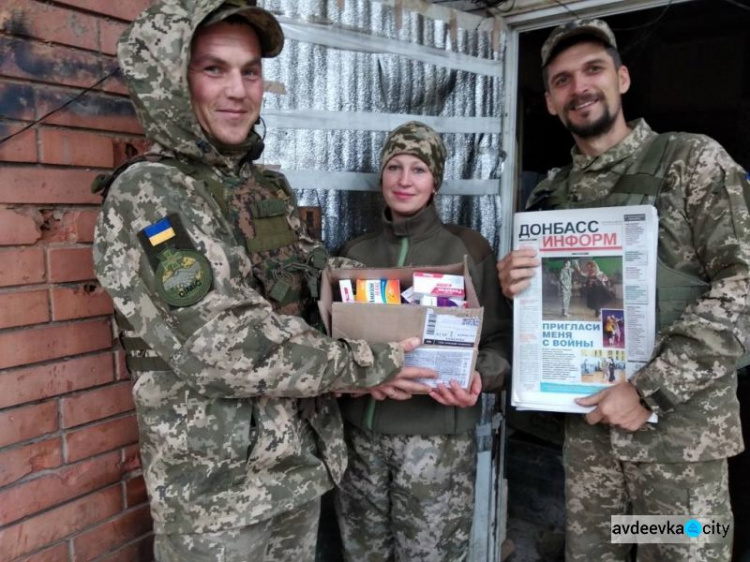 Авдеевские «симики» развезли лекарства, хлеб, книги и газеты