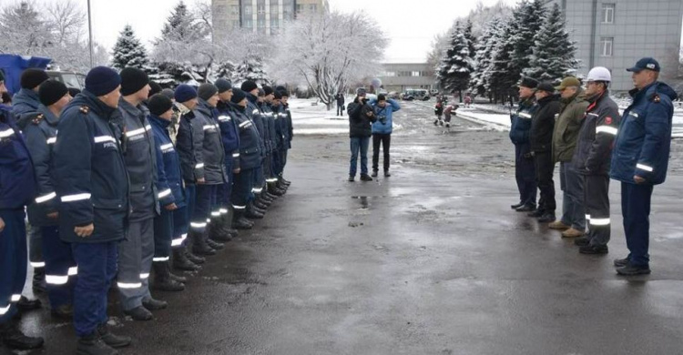 В Авдеевку прибыл «десант» сумских спасателей: фоторепортаж