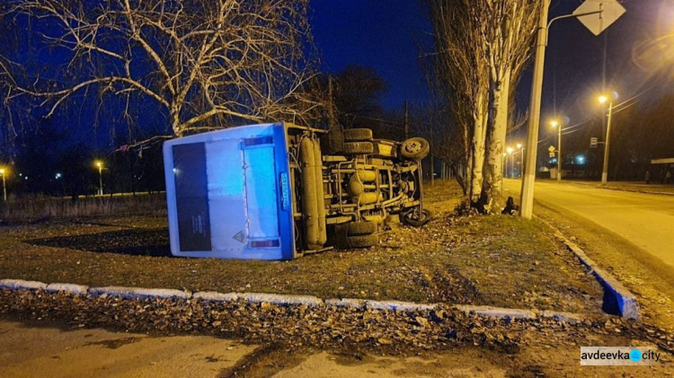 В Донецкой области перевернулась маршрутка. Есть пострадавшие