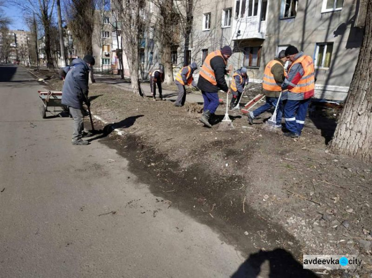 В Авдіївці стартувало велике прибирання міста