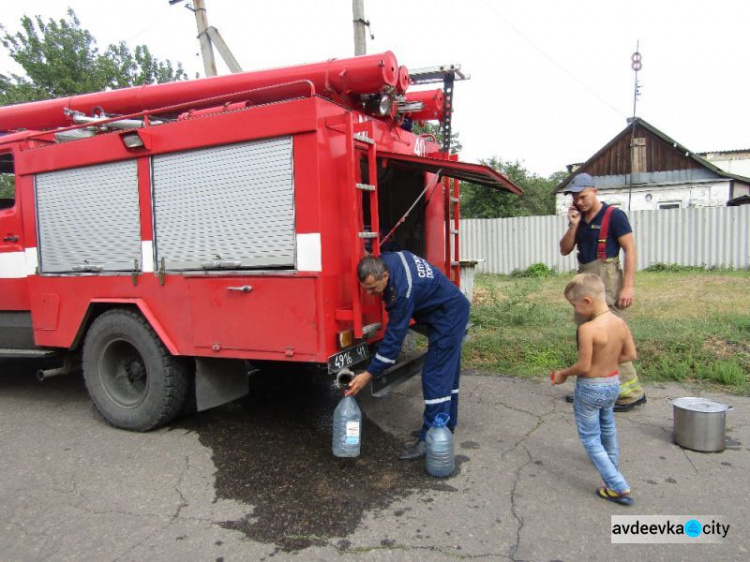 Фотофакт: как спасают обезвоженную Авдеевку