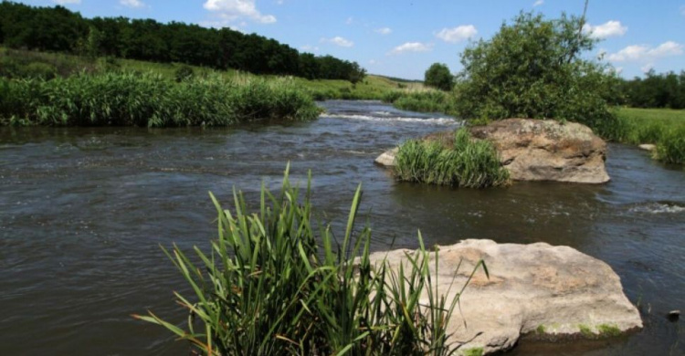 У властей Украины нет точной информации, загрязнена ли вода на Донбассе радиацией