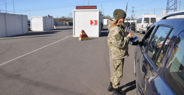 Утром 8 апреля открылись лишь два КПВВ у линии разграничения в Донецкой области