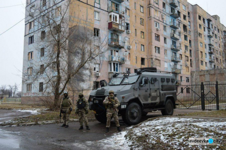 Награжден спецназовец, который спас жителей Авдеевки из огненной ловушки (ФОТО)