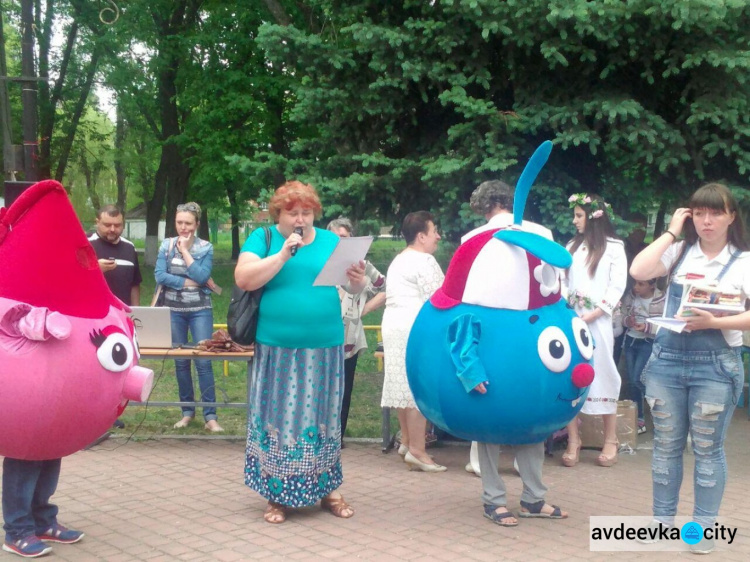 В Авдеевке прошёл праздник “Планета детских улыбок”, посвящённый Дню защиты детей  (ФОТОРЕПОРТАЖ)