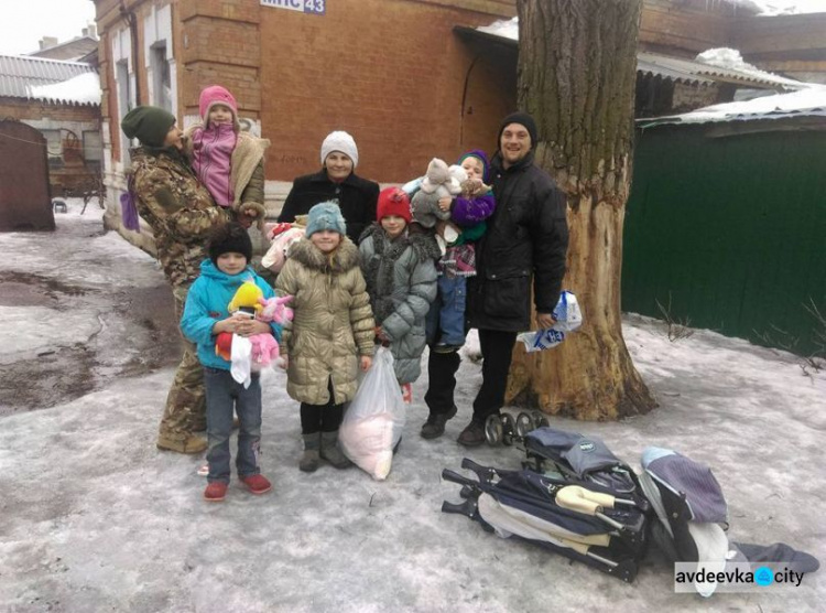 Авдеевские «принцессы» живут в крошечных комнатах (ФОТО)