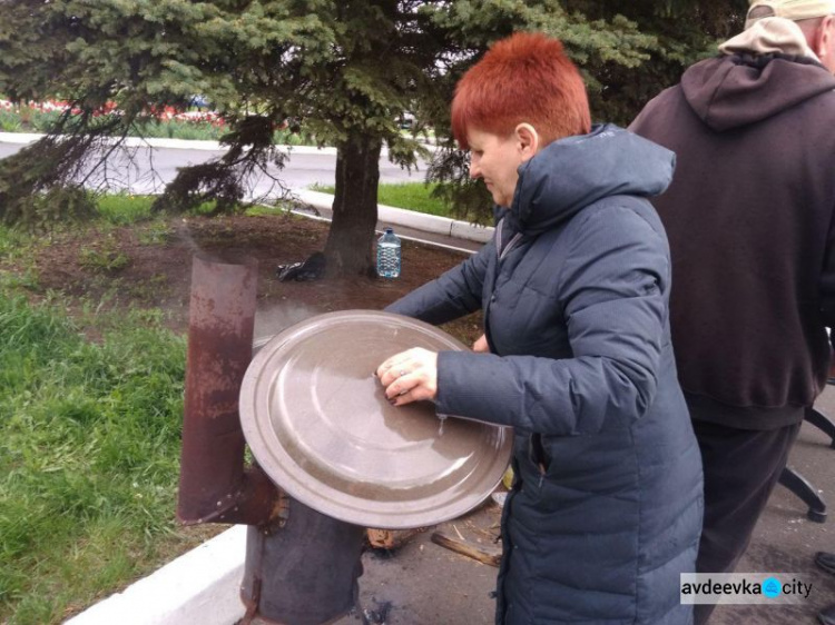 Гостей Фестивалю мистецтв в Авдіївці нагодували безкоштовно та смачно (ФОТО)