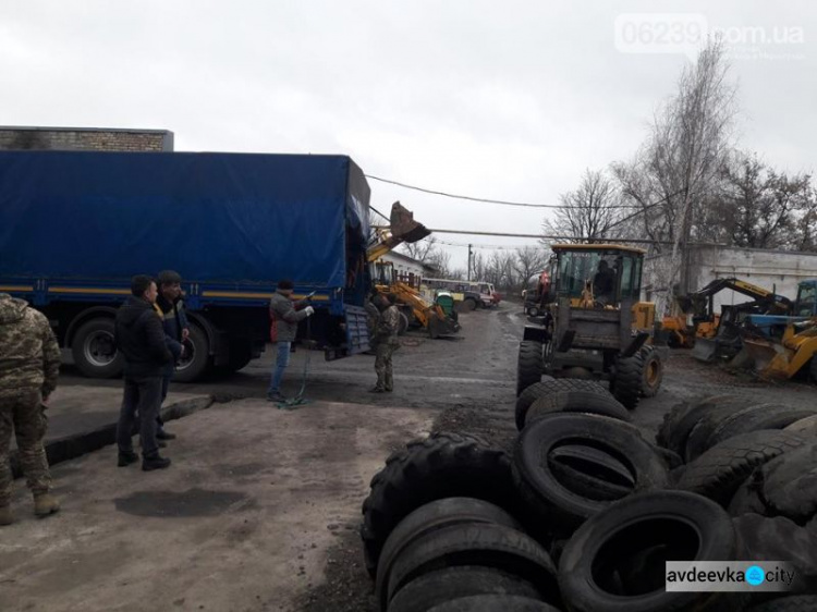 Военкомат помог защитникам Авдеевки: появились фото