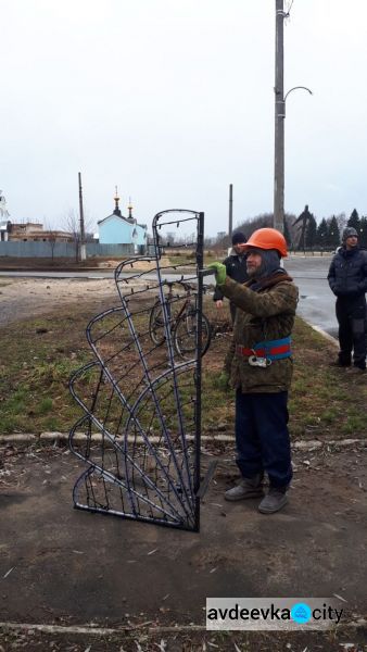 Центральный проспект Авдеевки засияет праздничными огнями. ФОТОФАКТ