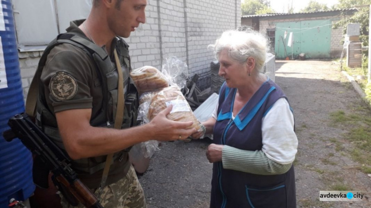 Авдеевские «симики» облегчили жизнь прифронтовых поселков (ФОТО)