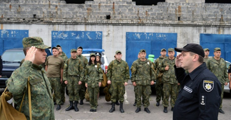 Полицейские Покровской оперативной зоны были подняты по тревоге (ФОТО)