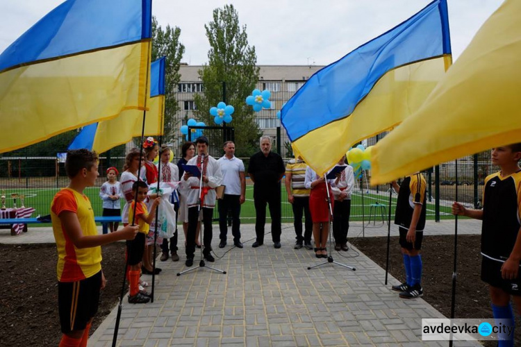 На Донетчине сегодня открыли пять футбольных площадок (ФОТО)