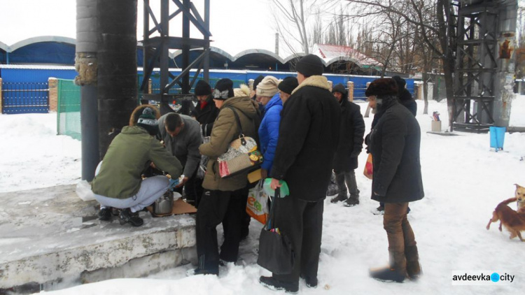 В Авдеевке миссионеры будут кормить голодных до апреля (ФОТО)