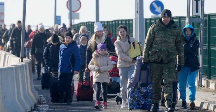 В Україні спростили умови вивезення дітей за кордон