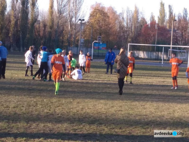 “We are the champions”: авдеевские футболисты выиграли Кубок гендиректора АКХЗ (ФОТО)