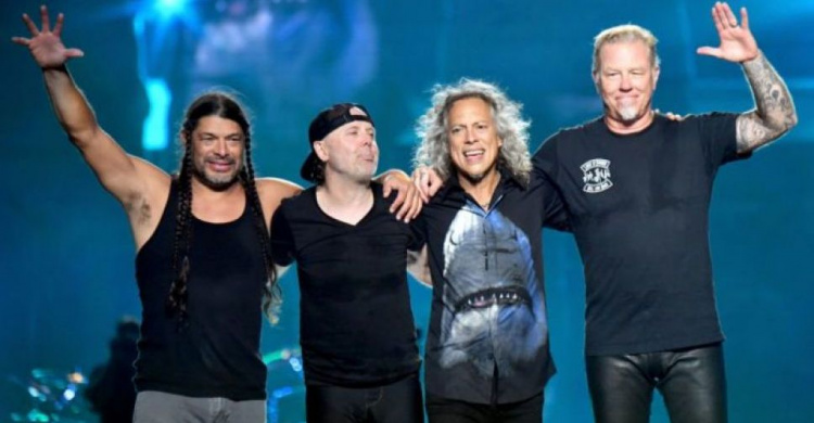 Разом з Україною: легендарний рок-гурт Metallica пожертвував 500 тисяч доларів на допомогу українцям