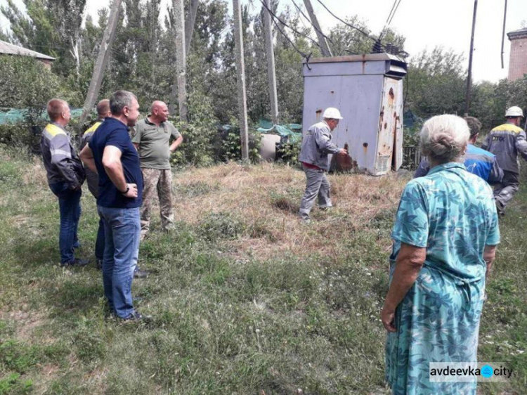 Жители прифронтового Опытного получили шанс на восстановление электроснабжения