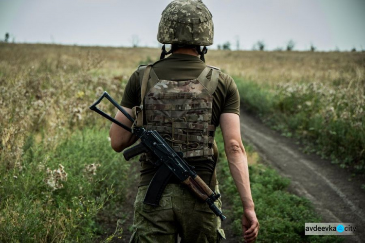 Боевики не утихают на Донбассе