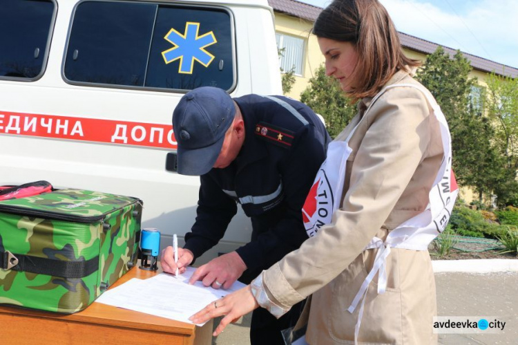 Спасатели в Донецкой области получили важное оборудование от Красного Креста (ВИДЕО)