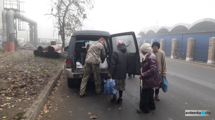 Авдеевские «симики» доставили важную помощь в прифронтовые населенные пункты (ФОТО)