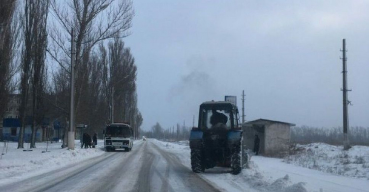 От рассвета до заката: в Авдеевке коммунальщики  борются с последствиями стихии (ФОТО)