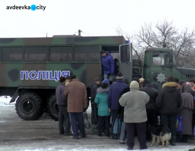 До полного восстановления жизнедеятельности Авдеевки полиция будет работать в усиленном режиме (ФОТО)