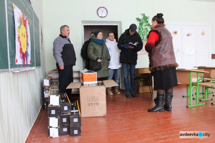 В Красногоровку доставили обогреватели (ФОТО)