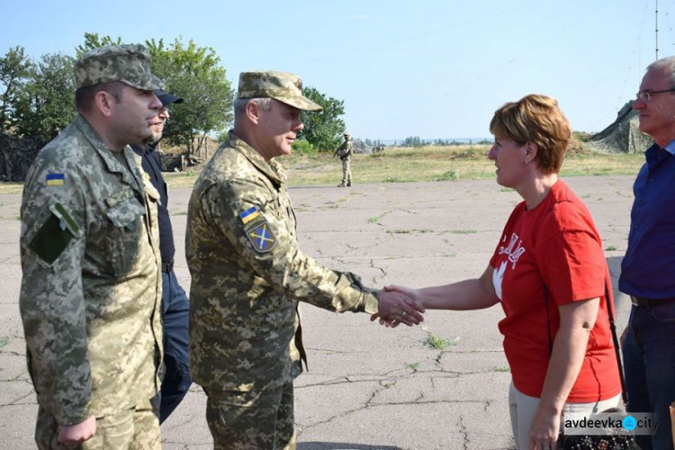 Канадцы на Донетчине увидели доказательства провокаций боевиков в зоне ООС (ФОТО)