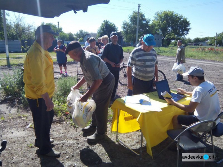 Представители Cimic Avdeevka обеспечили доставку продуктов в прифронтовую зону