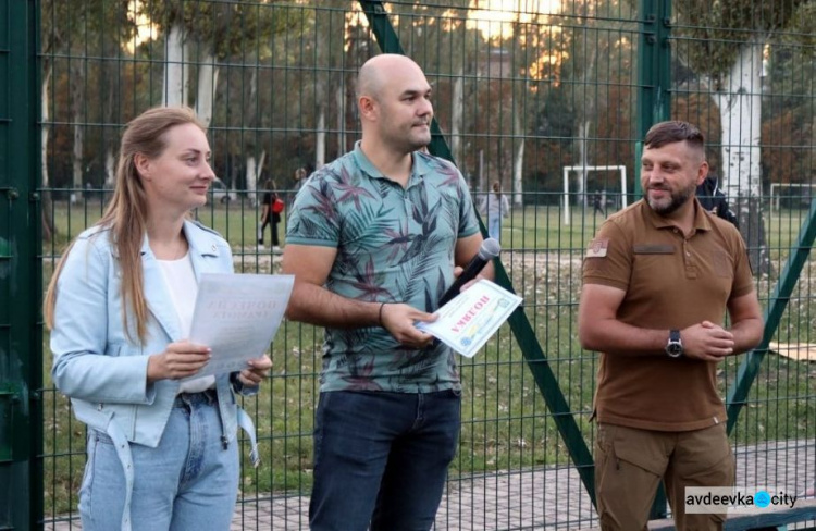 В Авдіївці до дня Дня фізичної культури та спорту нагородили тренерів та активних спортсменів